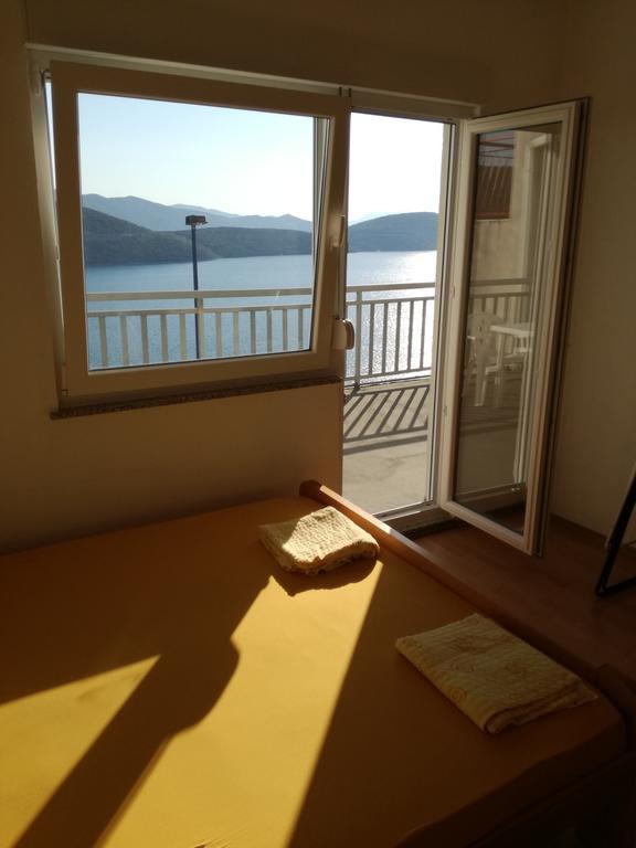Apartment And Rooms Barbaric Неум Екстер'єр фото