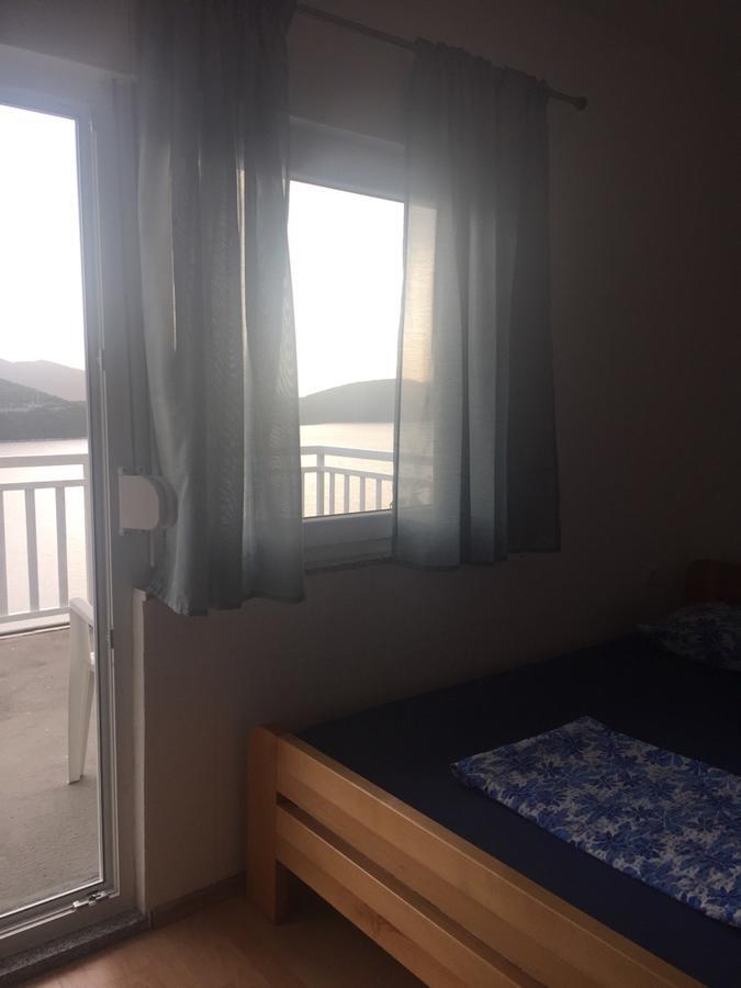 Apartment And Rooms Barbaric Неум Екстер'єр фото