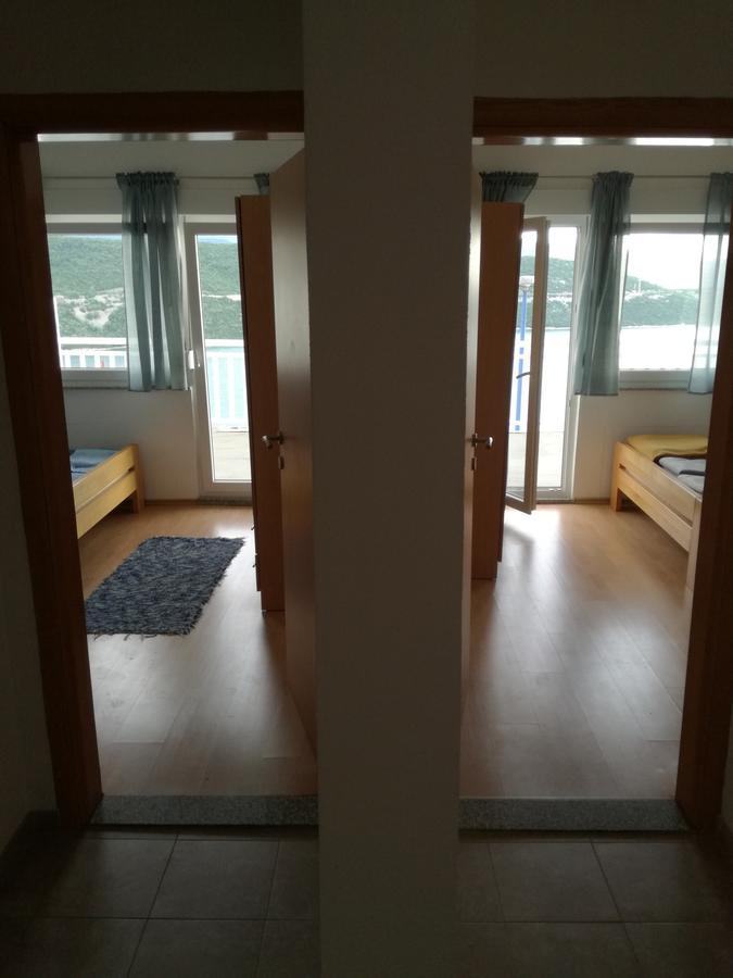 Apartment And Rooms Barbaric Неум Екстер'єр фото