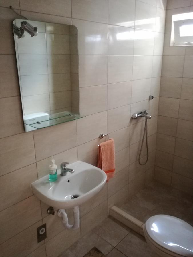 Apartment And Rooms Barbaric Неум Екстер'єр фото