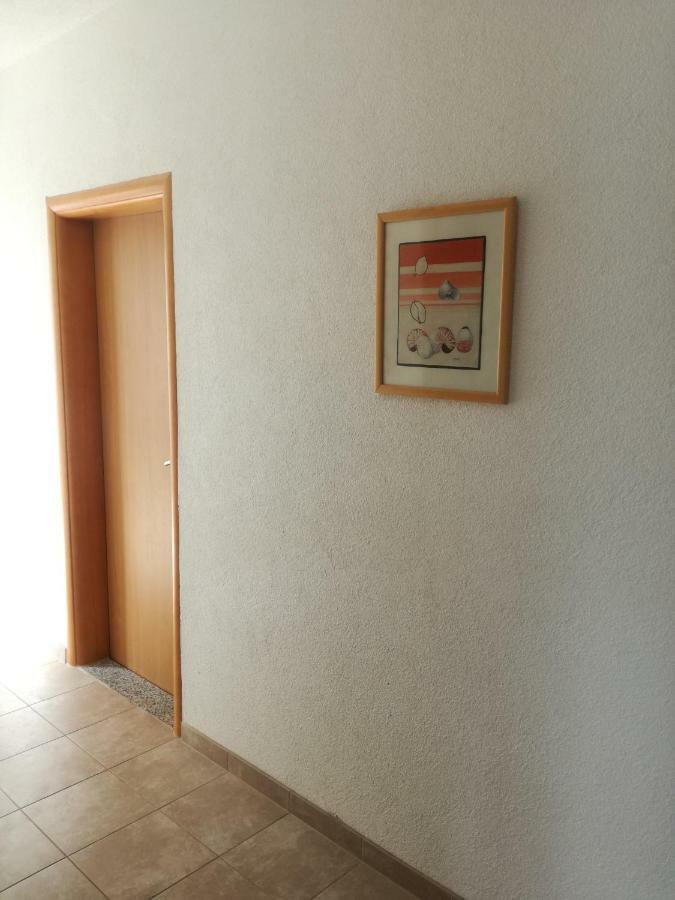 Apartment And Rooms Barbaric Неум Екстер'єр фото